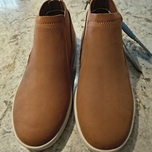 OluKai Ladies Full Grain Waterproof  leather